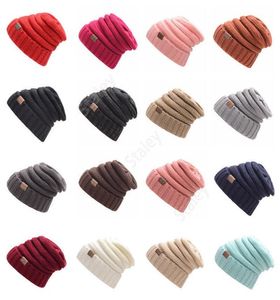 CC stickade hattar trendiga vinter beanie varm överdimensionerad chunky skalle kepsar mjuk kabel stickad slouchy virkning hattar 17 färger 20 st tcc038529988