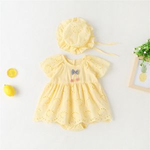 ベビーロンパーズキッズ服の幼児ジャンプスーツ夏の薄い新生児の帽子ピンク黄色の白いt6fi＃