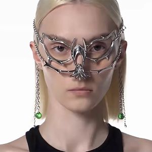 Nuovi cyberpunk Ornamenti per il viso in metallo avanzato Maschera affilata irregolare Accessori per gioielli da festa di Halloween per uomini e donne