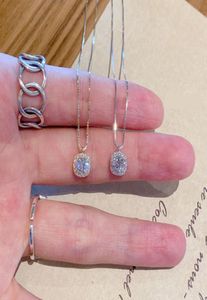 Small Square Diamond Pendant Flash Female Necklace Minority Design Feeling Light Luxury Temperament Simple Clavicle Chain6466179