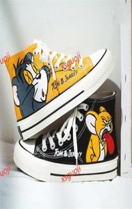 Sapatos altos Tom e Jerry Canvas Sapatos Homens Mulheres Estudantes Graffiti Sapatos 2020 Sneakers casuais de desenho animado