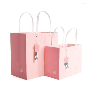 Geschenkverpackung 500pcs/Lot Großhandel Custom Logo Pink Papiertüte Langlebige Bekleidungsgeschäft Boutique Einkaufsverpackung