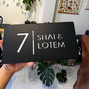 Custom Door Sign Laser Cut Acrylic Mirror Text Modern 3D Floating House Number Sign Outdoor Street Family Name Plates Matte