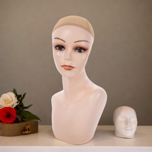 Mannequin de cabeça feminina suave para perucas de colar exibindo estilo