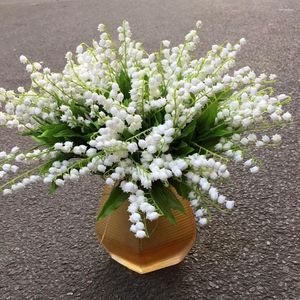 Kwiaty dekoracyjne 1 / Dekoracja imprezowa Fałszywe lilia Bukiet Biuro Wedding Flore White Gift Jedwabny sztuczny