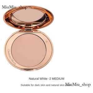 Micro Makeupを完成させるためのCT Flawless Powder Foundation