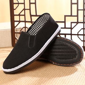 Lightweight Outdoor Comfortable Soft Sneaker Shoes for Man and Women 111