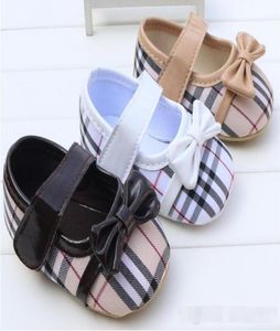 Classic Canvas New Baby Shoes 2020Fashion Toddler Baby Boy Shoes 11cm 12cm 13cm Baby Girls Shoes First Walkers7252004