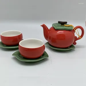 Tee -Sets chinesischer Wind Red Ceramic Tea Ware Festliches Geschenk Taiwan Jian Kiln Eine Topf mit zwei Tassen Box