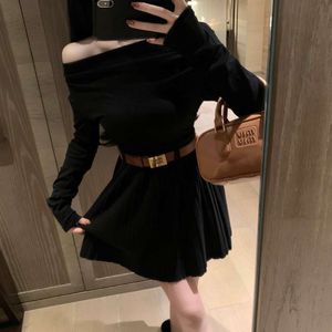 Women's Hoodies & Sweatshirts Mm2023 Autumn Academy Style Age Reducing Elastic Waist Knitted Half Skirt with Belt