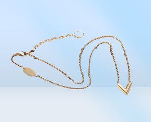 Bracelets de charme pendente de designer clássico Gold Love V Colares Jóias de moda Pulseira Letra Bated Letter Simple Heart Luxury Pinging2397101