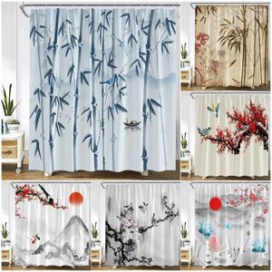 Cortinas de chuveiro Cortina de bambu Flores vermelhas planta lótus pássaro carp montanha a asiática de tinta parede de parede pendurada decoração de banheiro