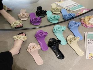 2021 Summer Flat Heels أحذية جيلي Women Sandals Camellia Slippers4657652