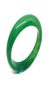 Chinesisches natürliches grünes Jade -Armband Temperament Schmuck Edelstein Accessoires Geschenke Ganzer Armreif Frauen Real Jade Armband CX2007021163125