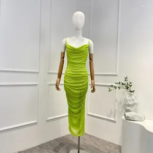 Casual Dresses 2024 Summer Top Qaulity Yellow Green Mante Bodycone Slash Neck Sleeveless Sequined Midi Sexig klänning