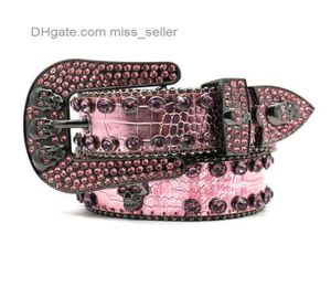 2022 Designer Belttsimon Rhinestone Belt Gun Color Crocodile Mönster diamantbockade pärlor Zinklegering Skull Personlighet Street2839984