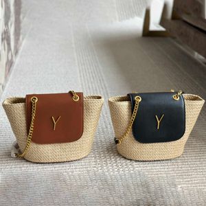 Designer Woven basket Bag Summer Women's Fashion Woven Basket Bag Beach Bag Straw Bucket Bag Luxury Fashion Handbag Shoulder Bags 240415