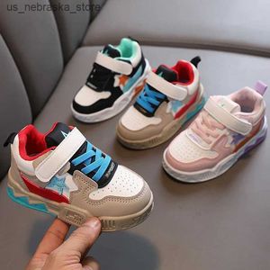 Sneakers Kids 2024 أحذية غير رسمية جديدة للأولاد Girls Fashion الطالب غير المنقوشين الأطفال في الهواء الطلق الرياضة الجري Q240412