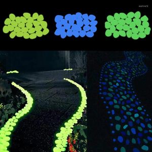 Dekoracyjne figurki 25/50PCS Fluorescencja Luminous Stones Pebbles świecący sztuczny kamień w ciemnym przyjęciu weselnym Zapasy imprezy