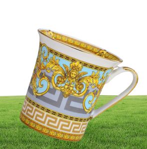 Fin porslinmugg för kaffetehandtag målad av riktiga guld platina lyxdesigner muggar gåvor3547809