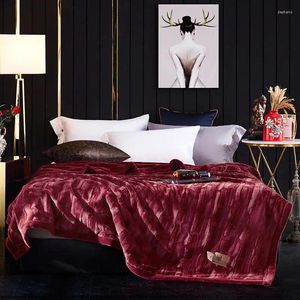 Cobertores de luxo de inverno espessado com cobertor de pele quente Casamento brilhante Sofá de cama de cama de cama 4 kgforbed