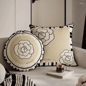 Kudde Camellia Flower Pillows Retro Case Luxury Velvet Decorative Cover For Sofa 45x45 Romantic Living Room Home Decor