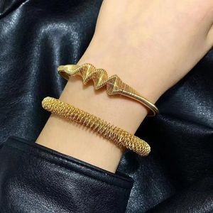 Bangle Jewelry European и American Style Bangles Bangles for Women's Banquet Wear