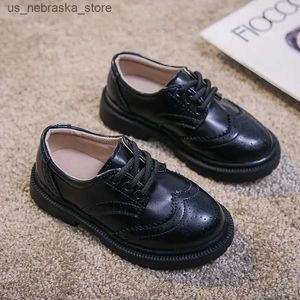 Tênis de meninos escolar sapatos de couro infantil oxford estilo britânico renda big kds performance stage oficial feminino negro 26-36 Q240412