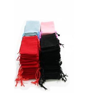 100st 5x7cm Velvet Drawstring Pouch Bagjewelry Bag Christmaswedding Presentväskor Black Red Pink Blue 8 Color GC1731348699