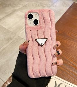 デザイナーの電話ケースファッションファーリー波状穀物PケースiPhone 14 Pro Max Plus 13 12 11 Luxury Pink Plush Phonecase Cover Shell 57291352