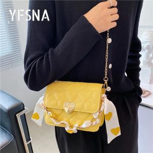 Omuz çantaları kadın çantası ipek eşarp çanta, gündelik küçük kare zincir aşk patchwork moda alışverişi desingn crossbody