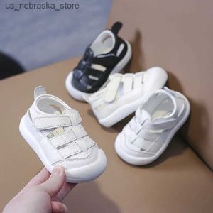 Sneakers Baby Boys and Girls Sandals 2023 Summer Soft Sole Preschool Shoes Bekväma barns avslappnad utomhusstrand Q240412