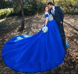 Cristais de vestido de noiva azul royal deslumbrantes com lantejous de lantejoulas de vestido de noiva de ombro de ombro, vestido de noiva Puffy, vestidos de noiva long TRAI6917429