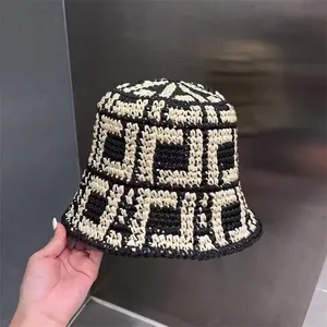 Kadın Tasarımcı Hasır Şapkalar Katlanabilir Kova Şapkaları Tasarımcılar Casquette Erkekler Sun Cap Beach Lafite Çim Moda Moda Saman Vizörü Seyahat Güneş Şapkası F Konfor Şapkası