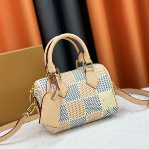 Designer Women Chess Messenger Borse Men Box Square Box Square Spring ed estate Classico Danner a scacchiera Dannetta Spalla Borsa per campeggio per il perno di cellulare Borsa per cellulare