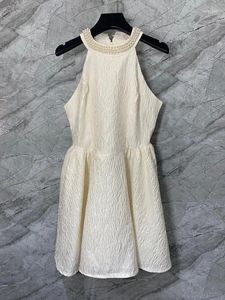 Повседневные платья 2024 Женская модная без рукавов с ручьем с круглыми вырезом из бусетки жаккард