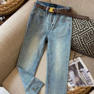 Jeans femininos PLUS TAMANHOS MULHERES Pantagens de gabinete de metal de moda letra gráfica gráfica de nove quartos de jeans de cintura alta dhb7o