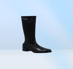 Winter Knee High Boots Women Designer okrągłe palce buty Niskie obcasy