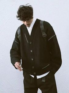 Мужские свитеры вязаные для мужчин v gear keack black man cardigan cardigan японская ретро -лоскут мода 2024 Большой большой размер плюс плюс плюс