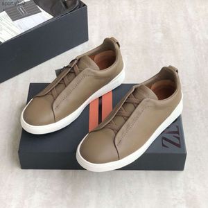 2024 Johnnys High End Mens Deer Skin Sports and Casual Board Shoes Zegnas Fashionabla Simple and Versatile Ultra Light Mens Shoes Instagram Style