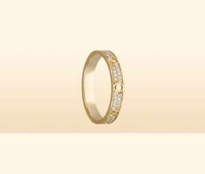 Anello della bandiera nuziale Slim Model Slim Love For Women 316L Titanium Steel Full CZ Piaved Designer Piega Aneis Anel Bague Femme CL2234182