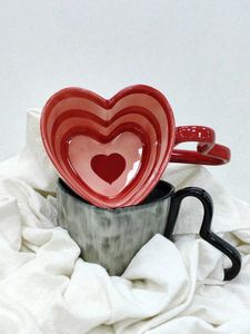 Tazze da 300 ml da 10 once a forma di cuore Cust -croponalalità Coppa di ceramica di design unica con manico delizioso regalo per ies