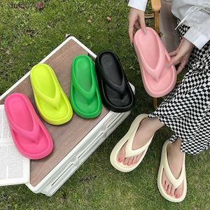 Slippers New EVA Shit Stepping Touching Character for Womens Outwear Summer Home Internet Celebration Anti slip Beach Sandwich H240412