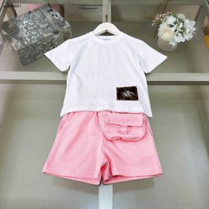 Popüler Bebek Trailtsits Kızlar Kısa Kollu Takım Çocuk Tasarımcı Kıyafet Boyutu 90-150 cm Yüksek Kaliteli Tişörtler ve Sevimli Pembe Şortlar 24 Nisan
