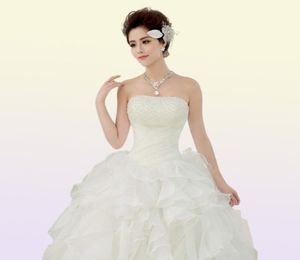 2018 Letnie sukienki ślubne bez ramiączek Białe białe księżniczki Ball Ball Suknie Balls Real PO vestidos de novia3266129