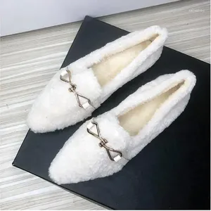 Casual Shoes Plush With Pointed Tips And Insulation Cotton Zapatos De Mujer Loafers Metal Buckle Women's Flats 33-43