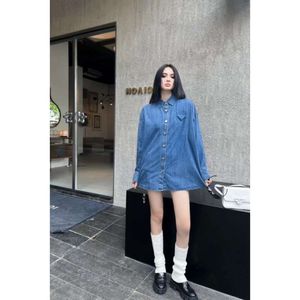 Kadın T-Shirt P Ailesi İlkbahar/Yaz Şık Üçgen Dekorasyonu Uzun Kollu Tencel Denim Çok yönlü gömlek