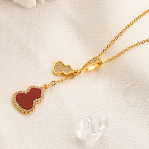 Pendant Neckalce Design Luxury Love Necklaces For Women Stainless Steel Jewelry Accessories Crystal Rhinestone Women Jewelrys Party Gift