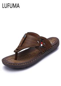 Sommer Beach Männer Flip Flops PU Leather Pantoffeln Männliche Wohnungen Sandalen im Freien Gummi -Tanga -Strandschuhe Männer Leder Marke 2106152580790