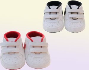 Recém -nascidos Baby Shoes Garota Recém -nascida Garoto Sofra Berço Primeiro Caminhante Sapatos de Tênis Presunhadores 44445486